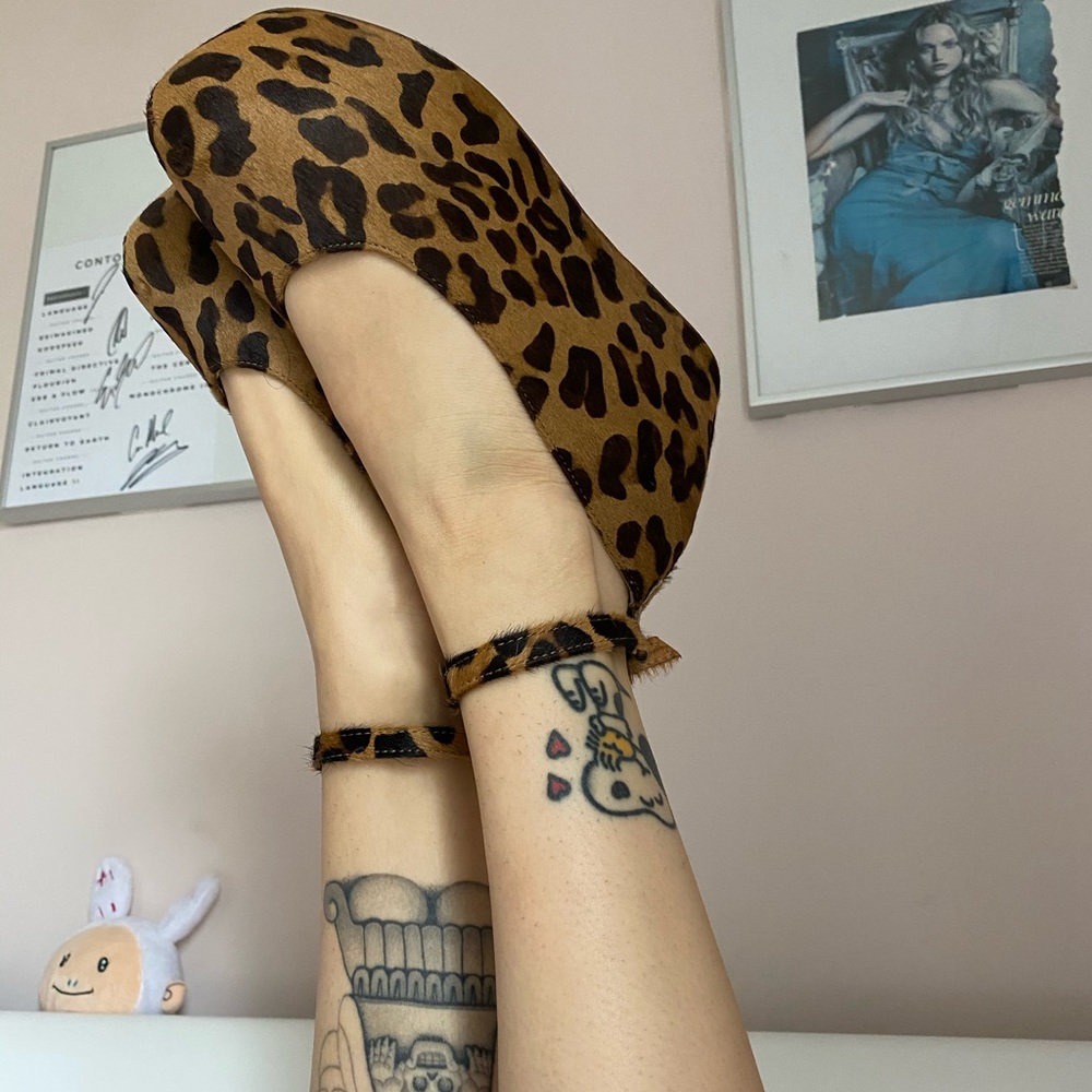 ! SOLD ! Jeffrey Campbell BeeBee Cheetah Platform